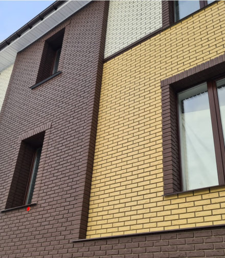 Как выбрать фасадные панели для отделки дома?