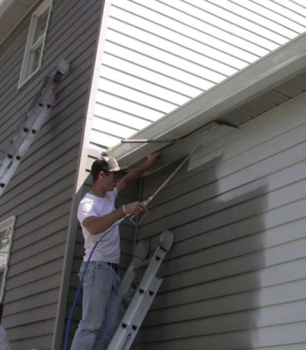 Можно ли покрасить сайдинг?