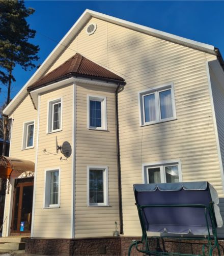 Дом «под бревно» в цвете Слоновая кость от FINEBER.