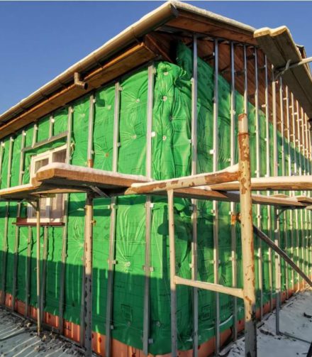 Для чего нужна гидроветрозащитная мембрана?