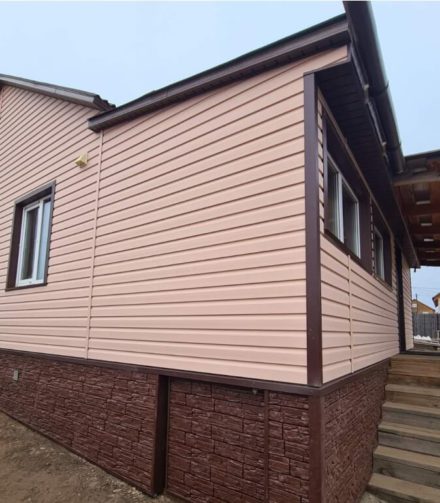 Что лучше, виниловый или металлический сайдинг?