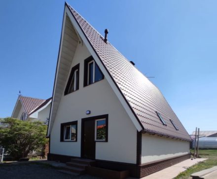 Изысканный фасад из японских панелей KMEW