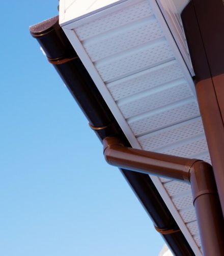 Софиты для крыши: что это, виды, устройство