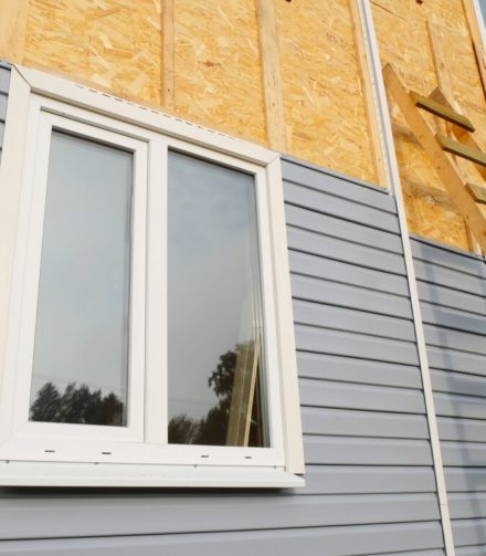 Как сэкономить при обшивке дома сайдингом