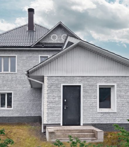 Серебристый фасад от GRAND LINE