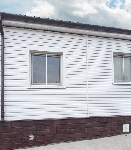 Сайдинг FINEBER цвета «Ромашка»