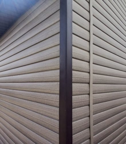 Аккуратный домик из Кедра от GRAND LINE